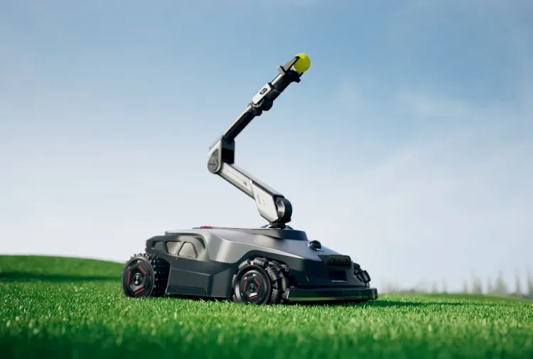 Unveiled at IFA: The NexLawn Master X Concept, a Lawnmower with a Robotic Arm