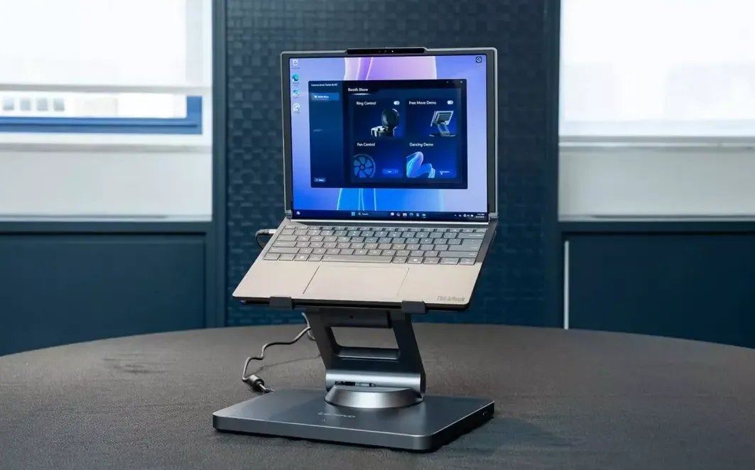 Lenovo's Smart Motion Concept: The Laptop Stand That Follows You
